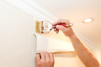 Pose de papier peint à Lanhouarneau — revêtements muraux et toiles de verre